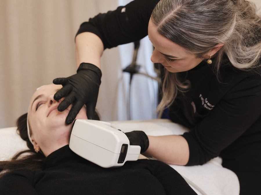 InMode Contoura treatment stage 2 Lymph & Lift massage