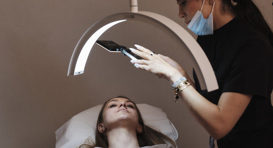 JULÄINE™ Bio-Stimulator Treatment treatment stage 2 Gradual restoration